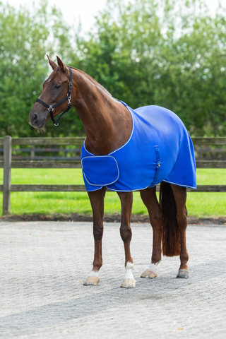 QHP Fleecedækken med ornament Koboltblå/sølv