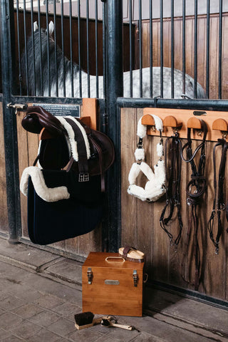 Saddle Hanger