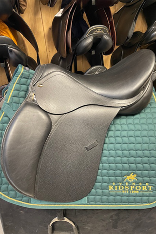 demo saddle GLOBUS LOKE ALLROUND 17.5" 32