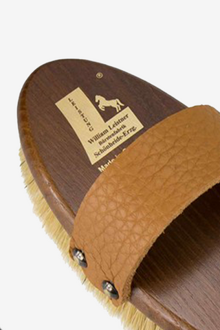 Beauty Grooming Brush Robinia