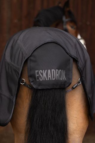 Eskadron Longe/Lændedækken Sort