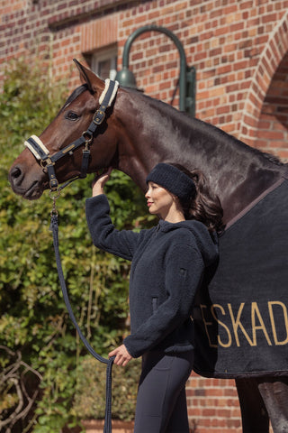 Lammfellhalfter Heritage AW25 Navy