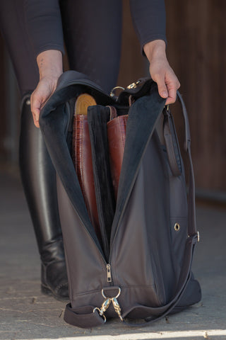 Stiefeltasche Heritage AW25 Black Truffle