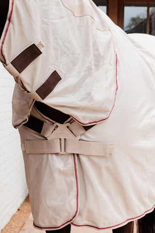 Fluedækken Mesh med Magplade Beige