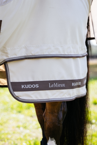 Fluedækken Shower Pro Sweet Itch Kudos Stone