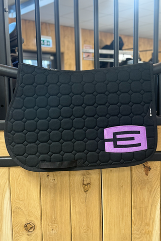 Octagon Jumping Saddle Pad E-logo