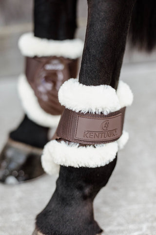 Lamsvel Achterbeen Gamachen Jonge Paarden