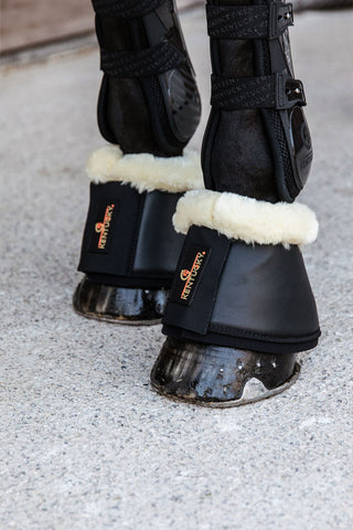 Skórzane buty z owczym futrem