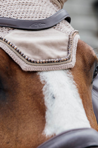 Wellington Hood Velvet Pearls Beige