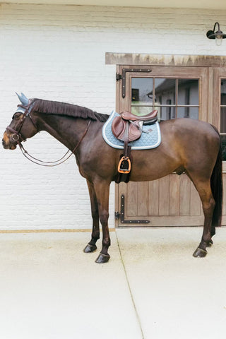 Tapis de saut avec cordon tressé